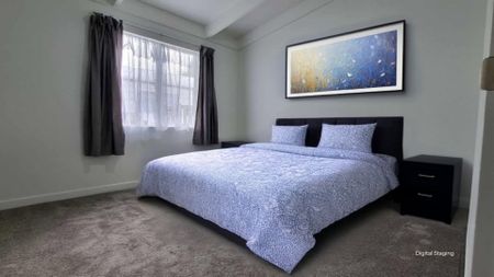 Beautifully Renovated 3-Bedroom Home - Convenient and comfortable living - Photo 4