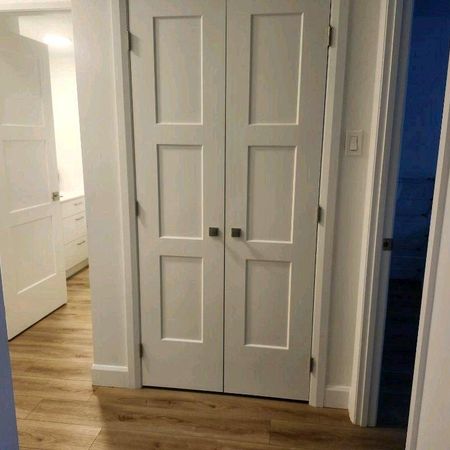 Cession de bail a court term , mais renouvelable. disponible des maintenant pour entrer. - Photo 4