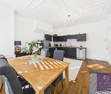 Cranley Gardens, London, - Pet Friendly, N13 - Photo 6