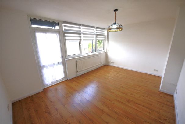 2 bedroom maisonette to rent - Photo 1
