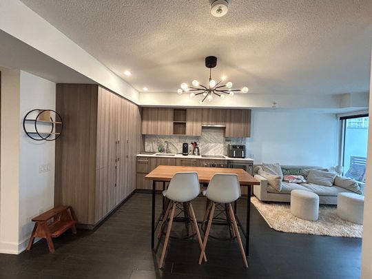 For Lease - 19 Bathurst Street Unit# 910, Toronto, Ontario - Photo 1