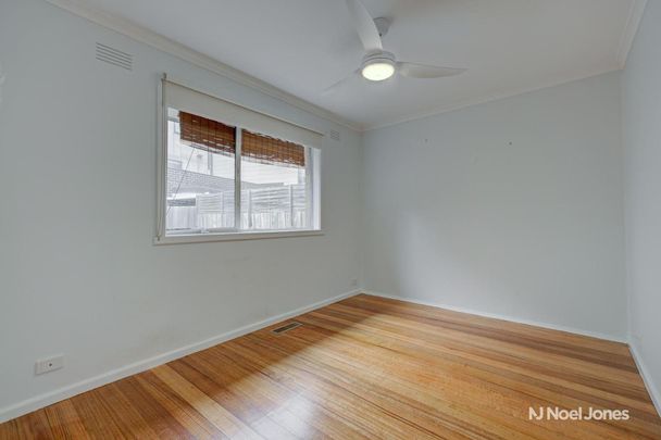 1/15 Railway Parade, BAYSWATER - Photo 1