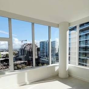 Richmond Brand New Sub-penthouse Picasso Three Bedrooms Condo for Rent - Photo 2