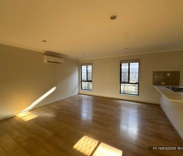 QLD, 12 McCarthy Cres, 4300, Goodna - Photo 6