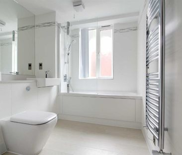 High Street, Berkhamsted - Photo 1