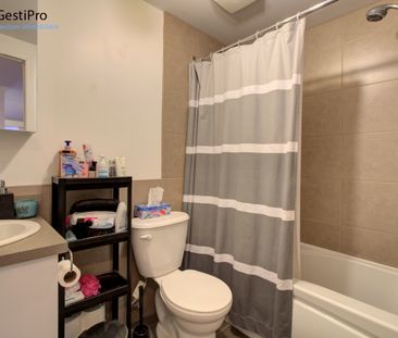 10 St-Jules (A-B-C) - Photo 1