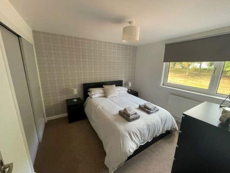 2 bedroom semi-detached house to rent - Photo 3