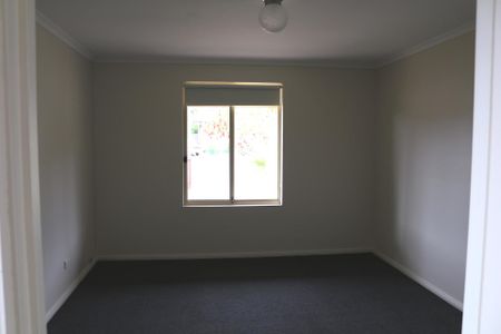 2/18 Gosford Street - Photo 4