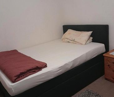 1 Zimmer möbliert super gun Wohnung mit Balkon Miete 160 Euro - Photo 3