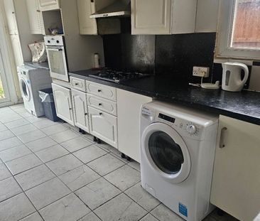 Room in a Shared House, Mordaunt Road, NW10 - Photo 4