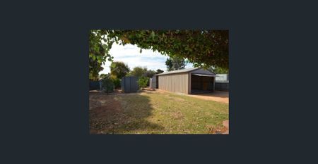 Discover Comfort and Convenience in the Heart of Elizabeth Park! - Photo 2