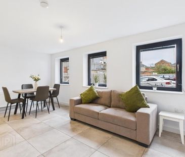 35 Castlereagh Street, Belfast, BT5 4AY - Photo 2