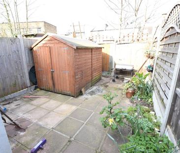 3 bedroom terraced house to rent - Photo 6