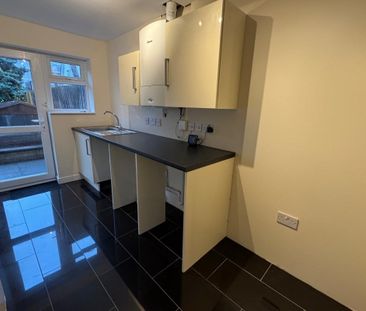 Somerleyton Avenue - Photo 3