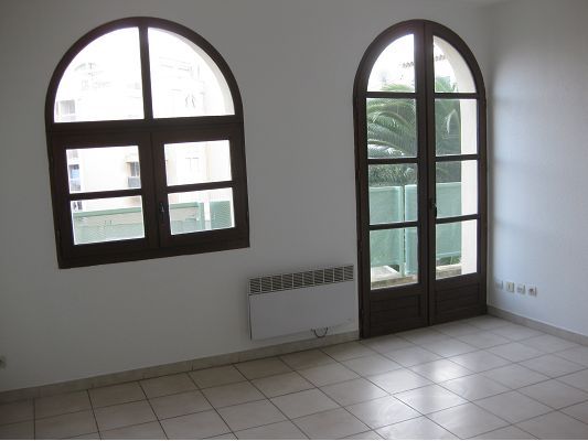 Location Appartement 2 pièces 35m² SETE 34200 - Photo 1