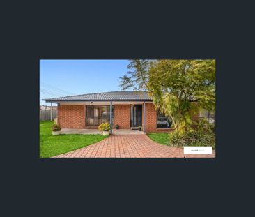 10 Riddle Drive, Melton, Vic 3337 - Photo 6