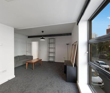 2 bedroom flat to rent - Photo 3