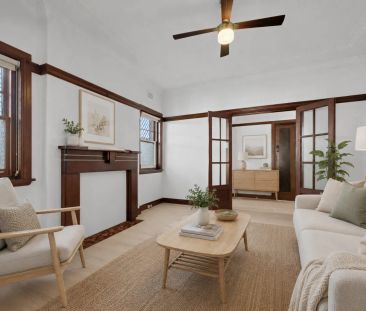 Comfortable Family Living with Generous Outdoor Space - Photo 3