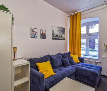 Kawalerka w centrum na wynajem, niskie opłaty - Photo 2