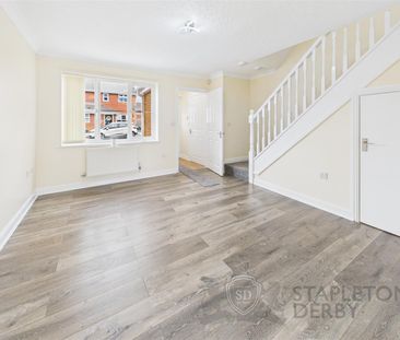 3 Bedroom Semi-Detached House for Rent - Photo 1