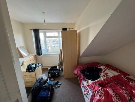 6 bedroom house to rent - Photo 3