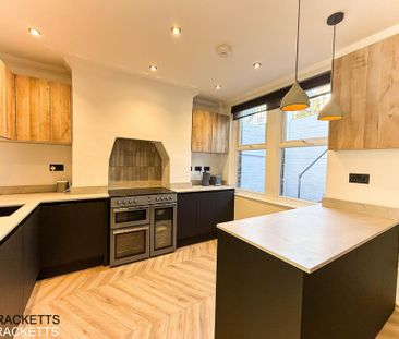 3 bedroom property to rent - Photo 3