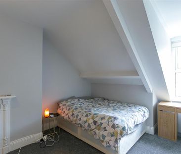 4 bedroom maisonette to rent - Photo 1