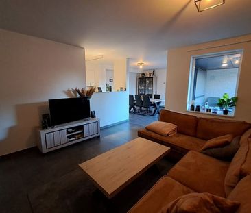Appartement te huur - Foto 2