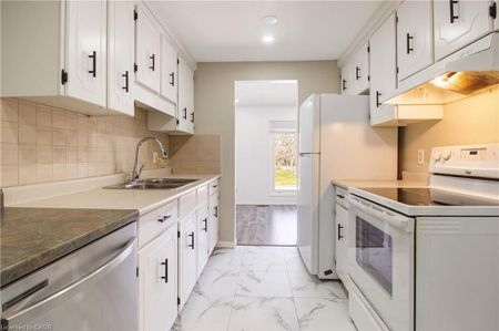 For Lease - 24 Tara Crescent Unit# UPPER, Thorold, Ontario - Photo 5