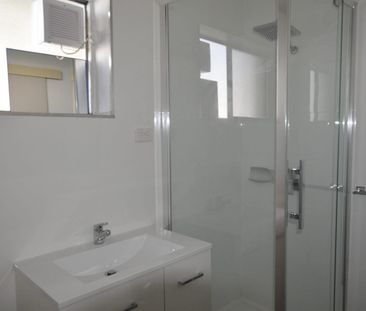 Tidy one bedroom! - Photo 3