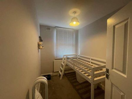 Hanson Gardens, Southall, UB1 - Photo 5