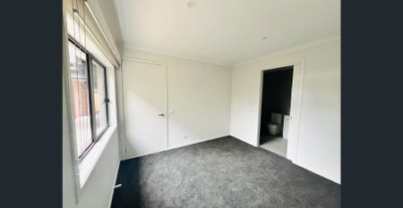 Brand New Four Bedroom Townhouse - Disabled Access and Bathroom - Photo 3