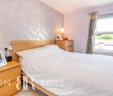 3 bedroom semi-detached house to rent - Photo 6