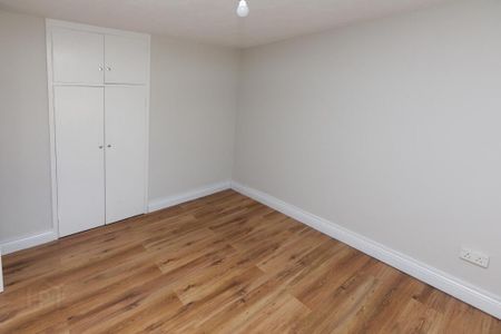 113 Upper Greenwell Street, Newtownards, BT23 8LX - Photo 4