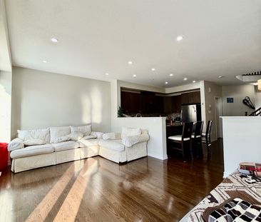 For Lease - 274 Broxburn Crescent, Barrhaven, Ontario - Photo 2