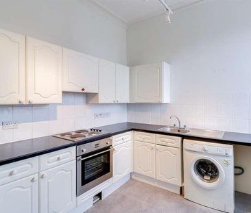Lansdown Terrace, GL50 - Photo 6