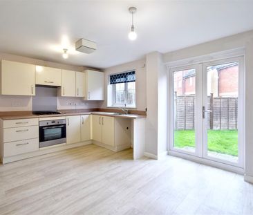 Oswalds Close, Longford, Gloucester - Photo 4