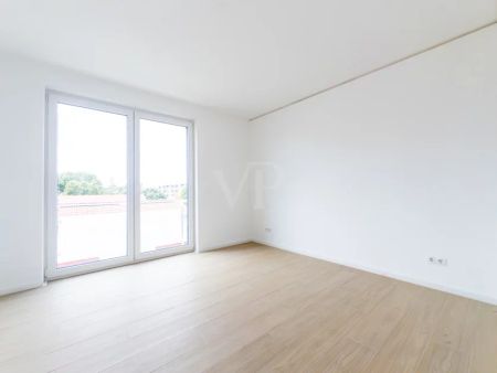 Stilvoll wohnen nahe des Prenzlauer Bergs: 4-Zimmer-Maisonette-Dachgeschoss mit tollem Ausblick - Photo 5