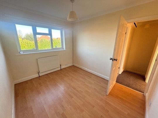 Retreat Estate - Photo 1