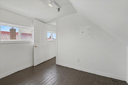 For Lease - 157 Lindsay Street, Kawartha Lakes, Ontario - Photo 2