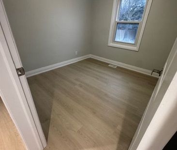 For Lease - 16 Almond Avenue, Whitby, Ontario - Photo 3