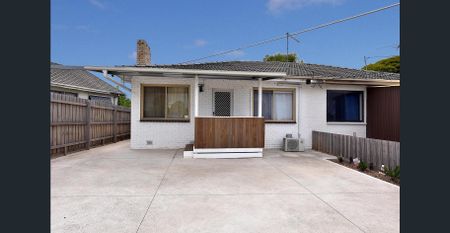 Spacious 3 bedrooms Unit - Photo 2