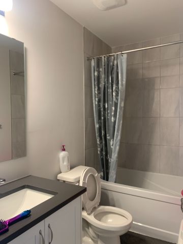 For Lease - 2426 Watercolours Way, Barrhaven, Ontario - Photo 4