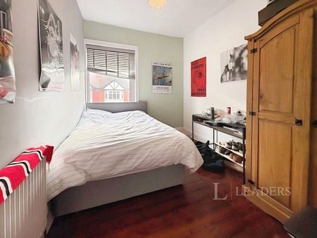 5 bedroom house to rent Mabfield Road, Manchester, M14 - Photo 3