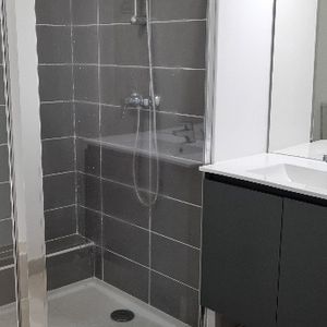 Studio - 25 m² - CASTELNAU-LE-LEZ, - Photo 2