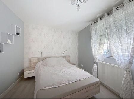 appartement 82m2, terrasse, 3 chambres, place de parking - Photo 5