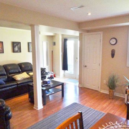 1BR WALKOUT BSMT APT, SEP ENTRANCE, PET FRIENDLY - Photo 4