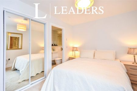 2 bedroom apartment to rent West Cliff Mansions, 2 Hahnemann Road, Bournemouth, BH2 - Photo 4