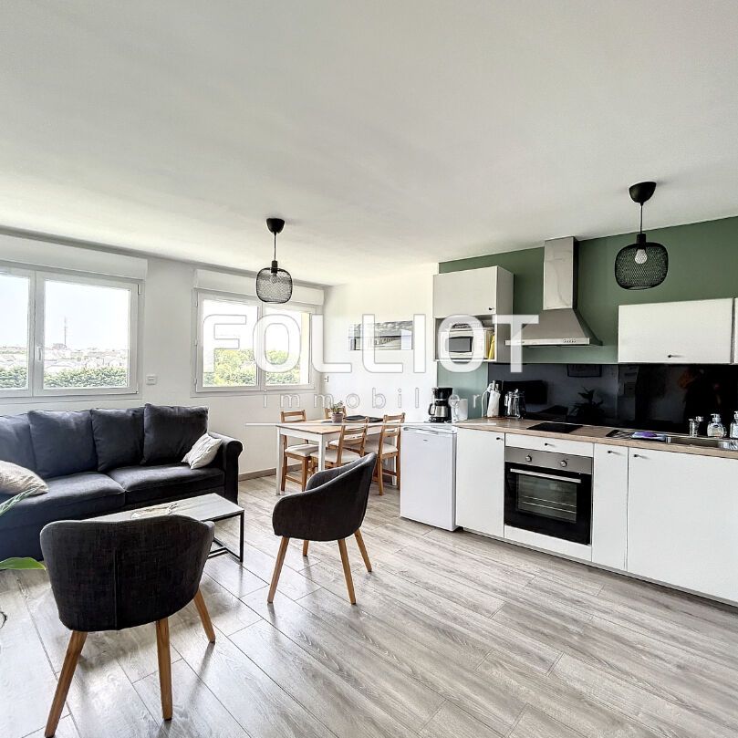 A LOUER - Appartement meublé en duplex - "bail étudiant 9 mois" - Donville les Bains - Photo 1