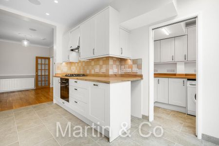 3 bedroom terraced house to rent - Photo 5
